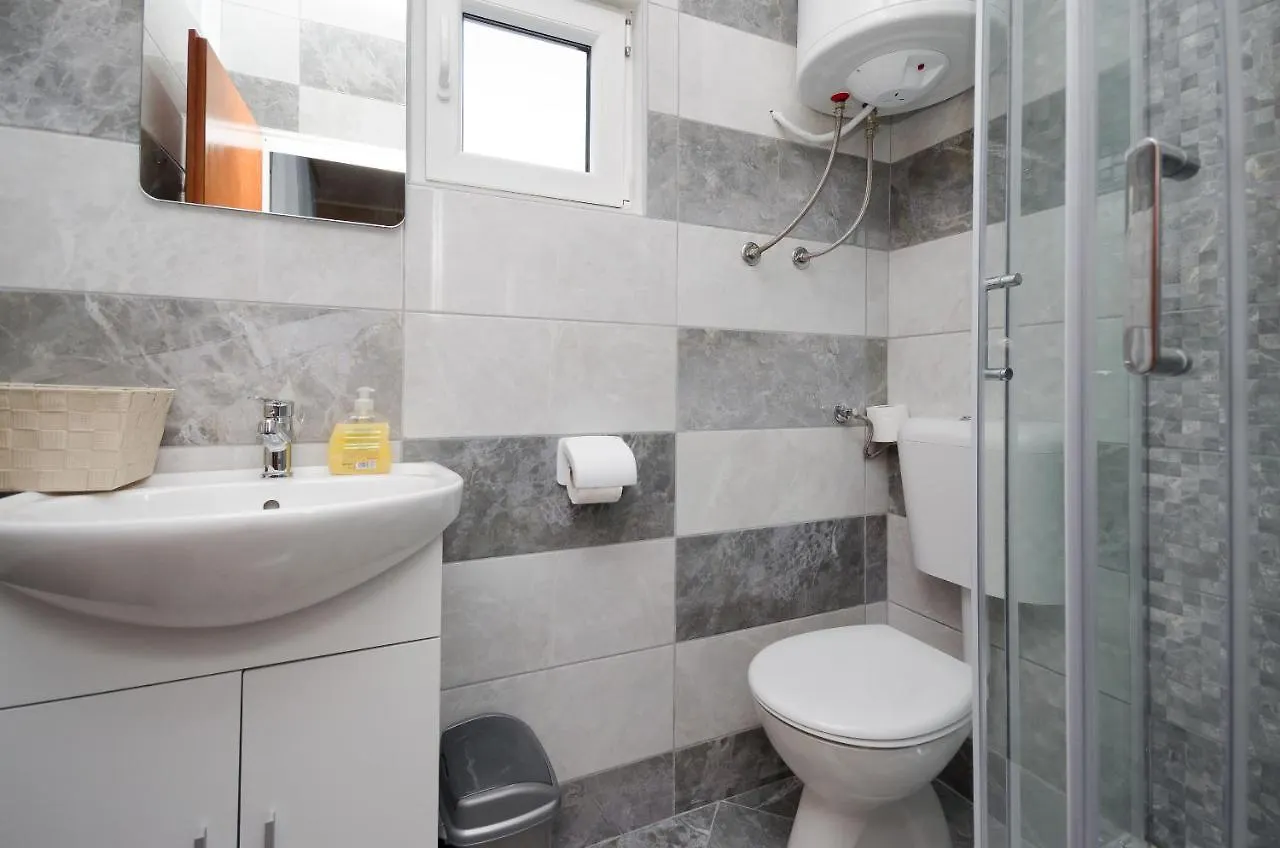 Apartments Albina Lopar Croatia